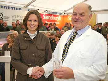 ANM-WWF-1107-0842